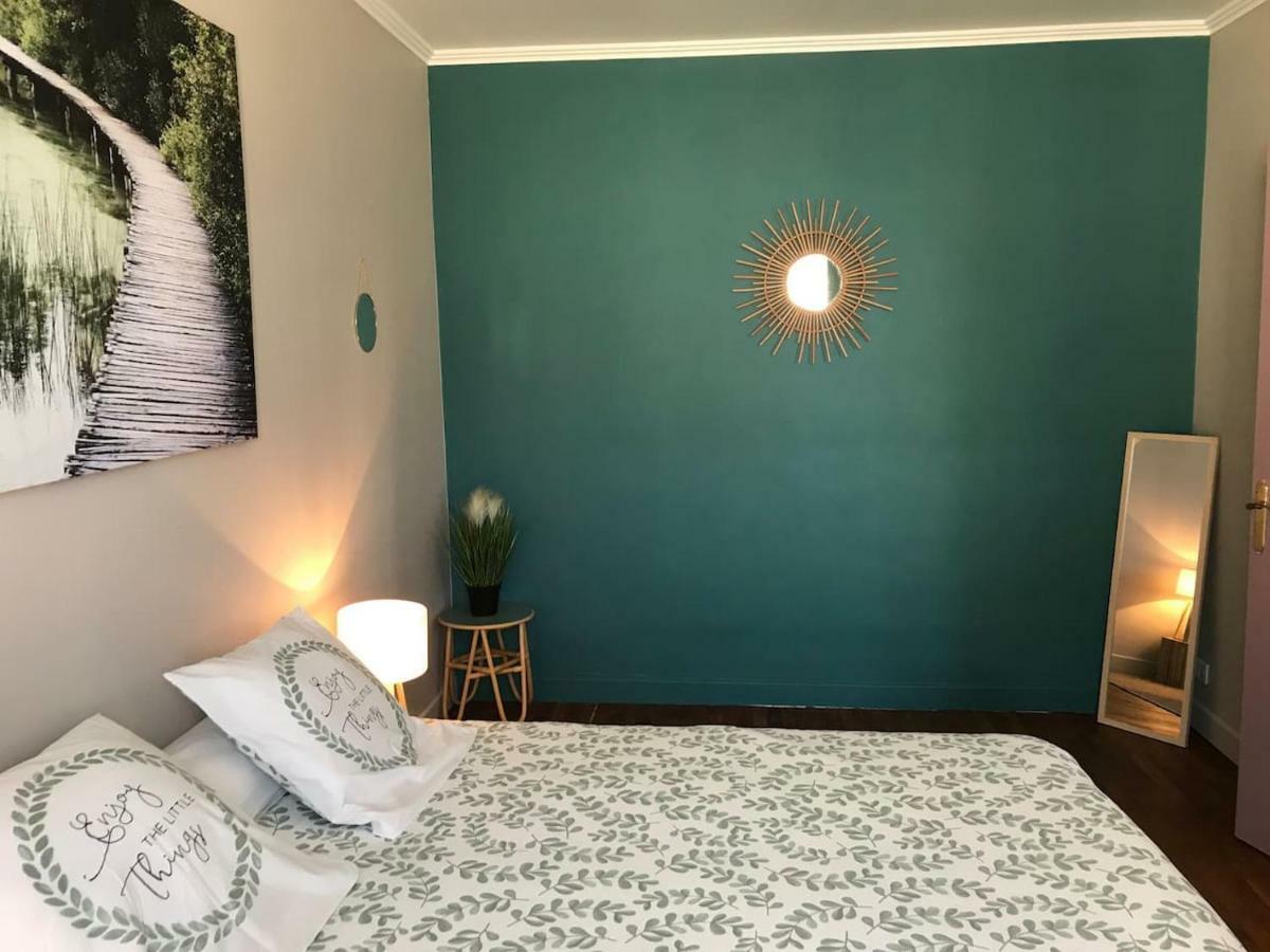 Appartement De Charme En Plein Coeur Du Centre Ville De Compiègne Exterior foto